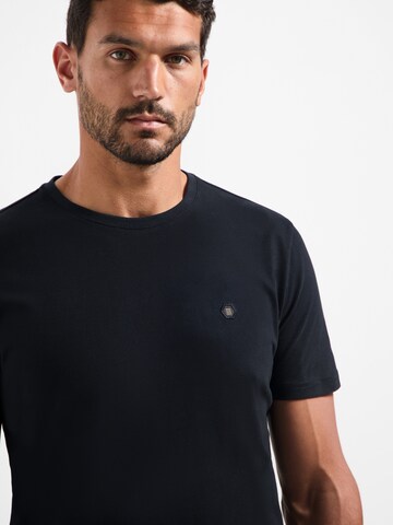 No Excess T-Shirt in Schwarz