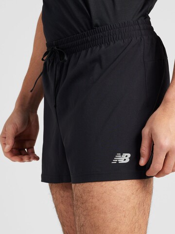 Regular Pantaloni sport 'Essentials' de la new balance pe negru