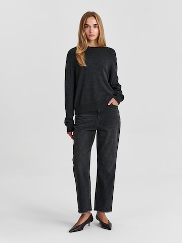 Pull-over TATUUM en gris