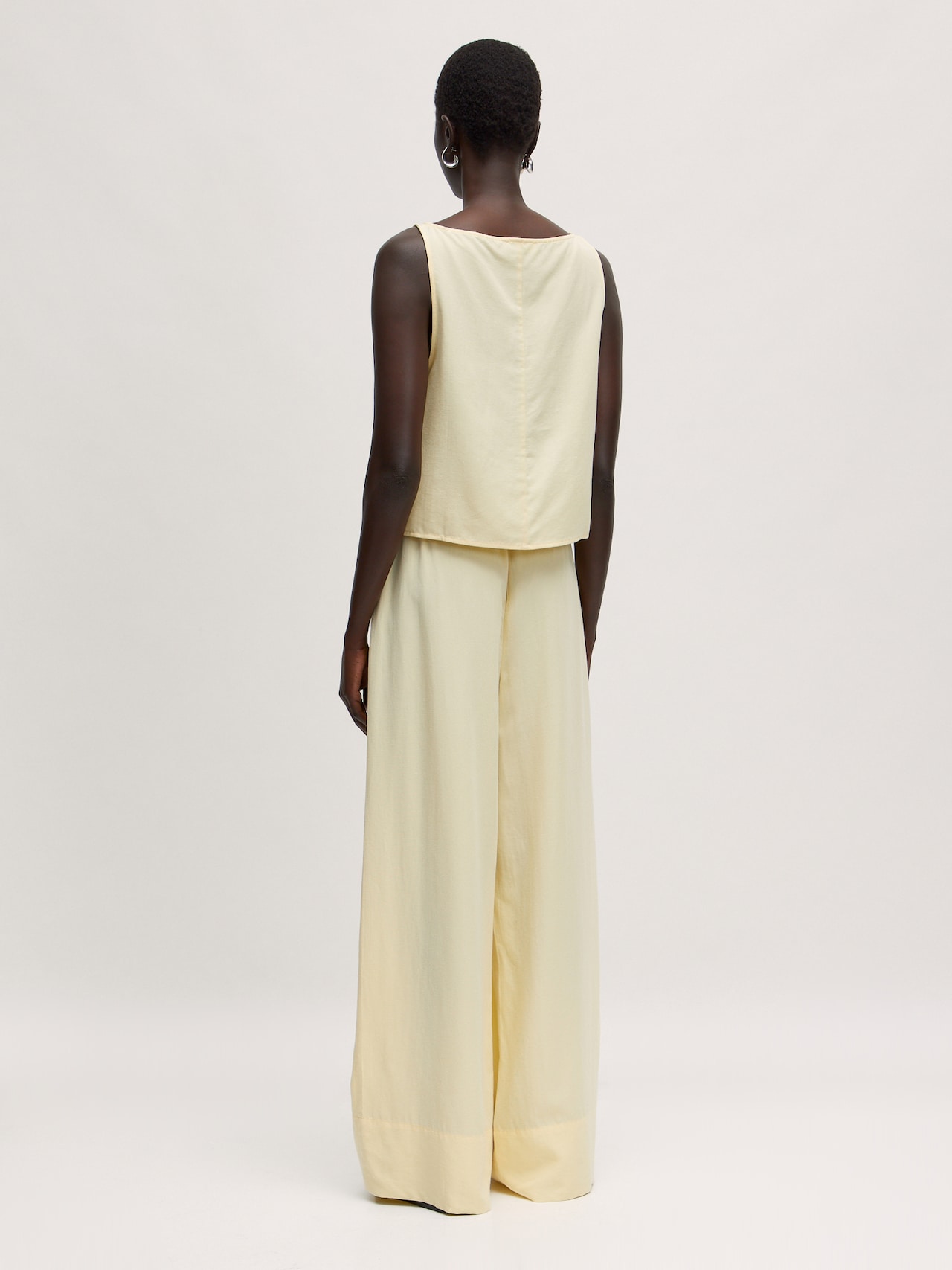 EDITED Produits T-shirt 'Canice' beige