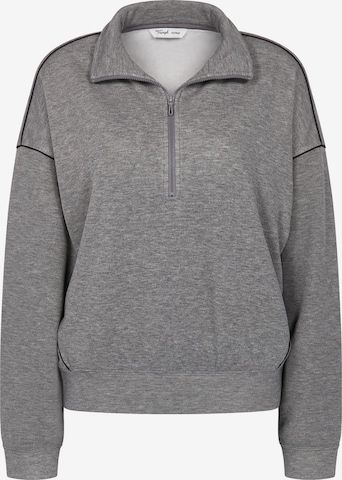 Sweat-shirt 'MyWear' TRIUMPH en gris : devant