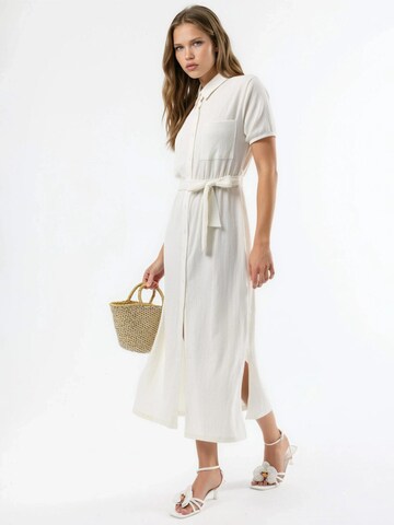 Busem Dress in White