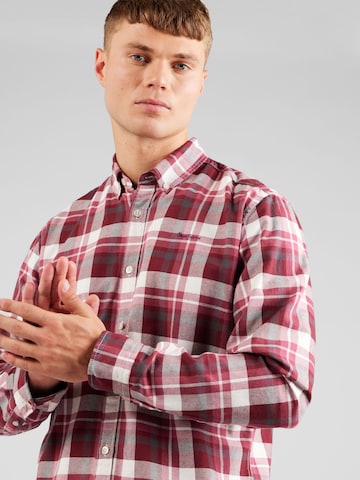 Pepe Jeans - Regular Fit Camisa 'Cressing' em vermelho
