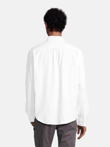 Coupe regular Chemise AÉROPOSTALE en blanc