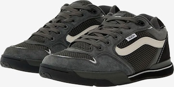 Baskets basses 'ROWLEY XLT' VANS en gris : devant