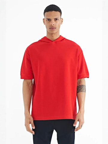 Tommy Life T-Shirts in Rot: Vorderseite