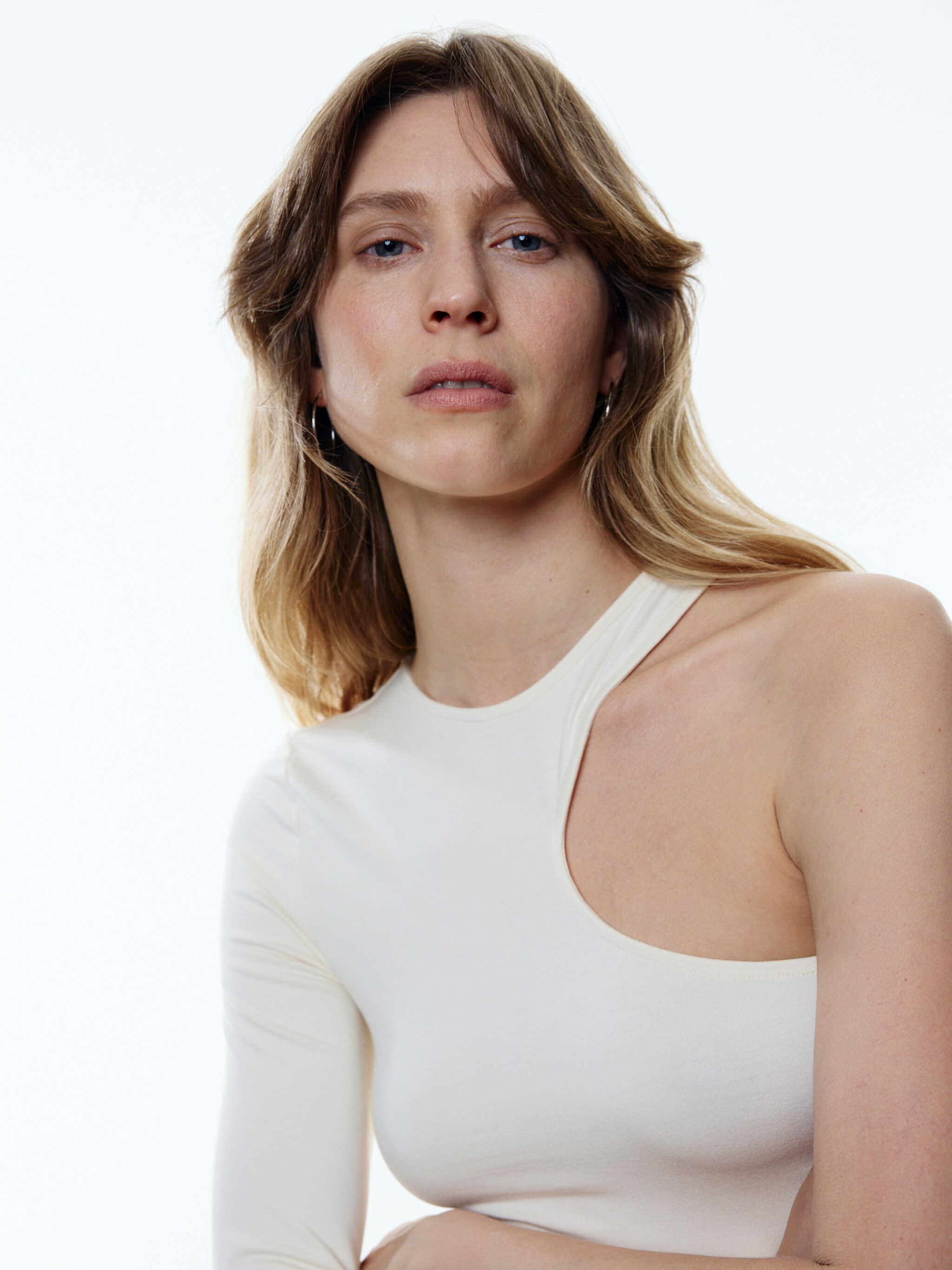 EDITED Producten Shirt 'Tenea' Crème