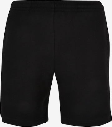Urban Classics - regular Pantalón en negro: frente
