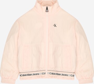 Calvin Klein Jeans - Chaqueta de entretiempo en rosa: frente