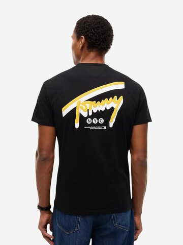 Maglietta 'DM0DM23542' di Tommy Jeans in nero