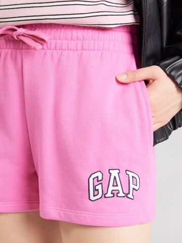 Regular Pantaloni 'HERITAGE' de la GAP pe roz