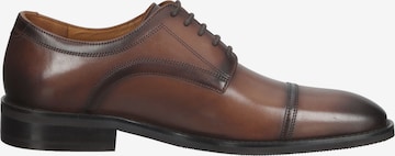 Gordon & Bros Lace-Up Shoes in Brown