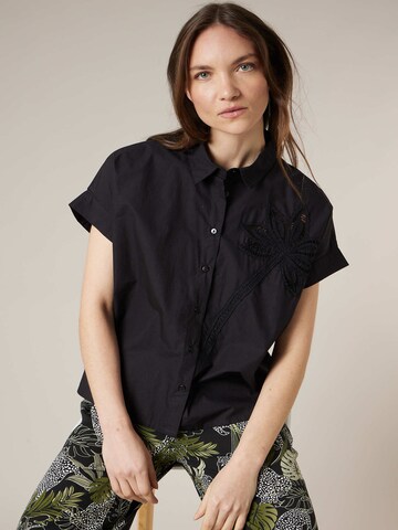 Chemisier ' ISAELA ' Deeluxe en noir : devant