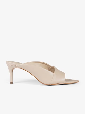 CARRANO Hochhackige Sandalen in Beige