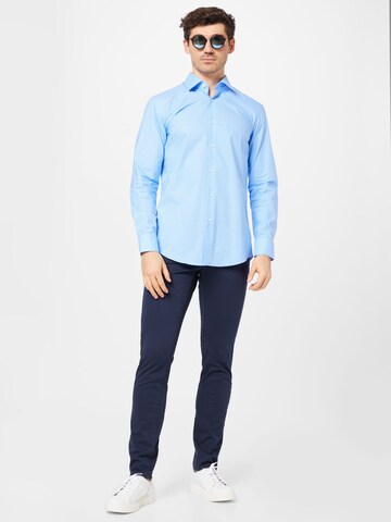 BOSS - Slim Fit Camisa 'HANK' em azul