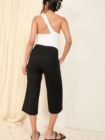 Friends Like These Loose fit Trousers in Black