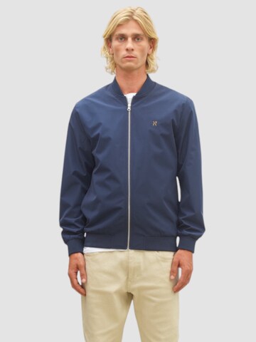 NOWADAYS Between-Season Jacket 'Nylon Bomber' in Blue: front