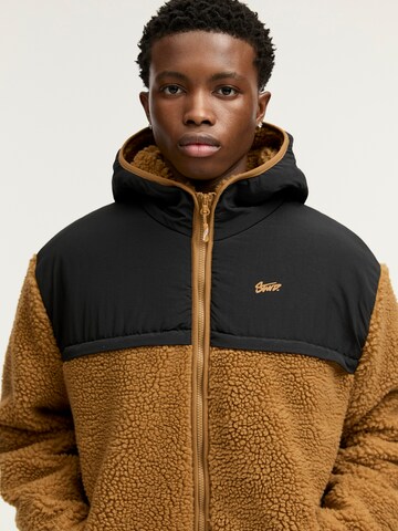 Veste en polaire Pull&Bear en marron