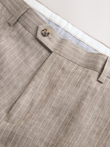 Next - regular Pantalón chino en beige