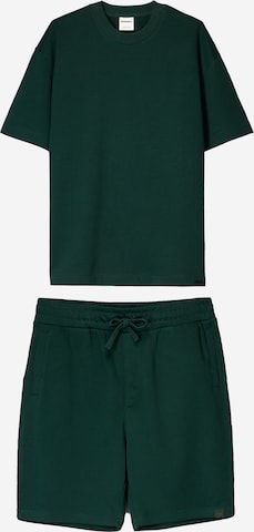 Bershka Oloasu värissä vihreä: etupuoli