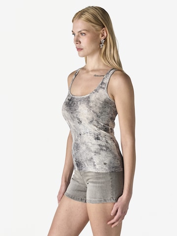 Top de la KOROSHI pe gri