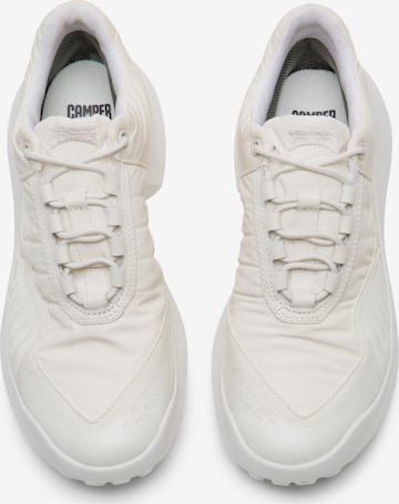 Baskets basses 'CRCLR' CAMPER en blanc