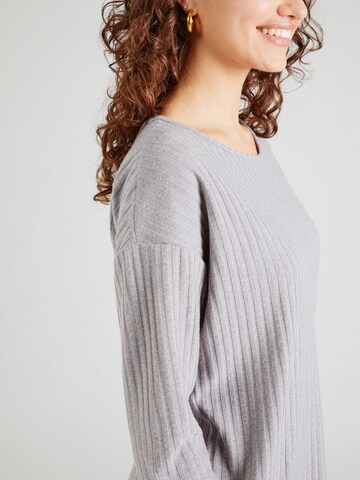 VERO MODA Koszulka 'VMBRITT' w kolorze szary
