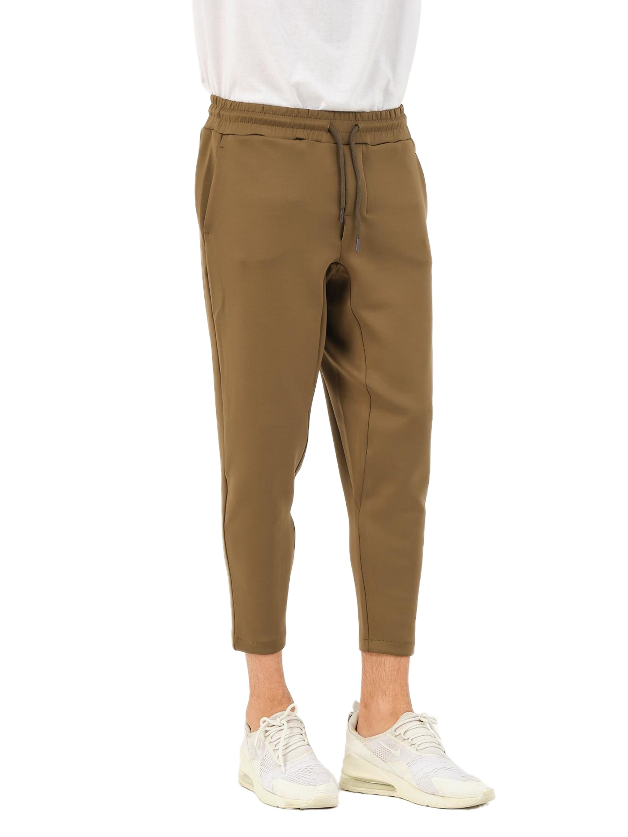 Effilé Pantalon C&City en vert : devant