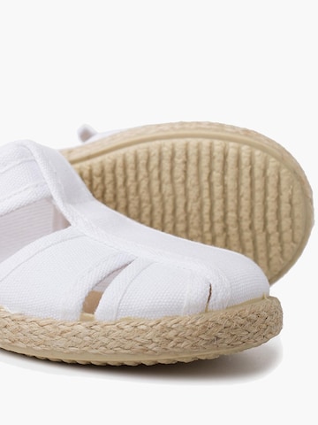 Pisamonas - Zapatos abiertos en blanco