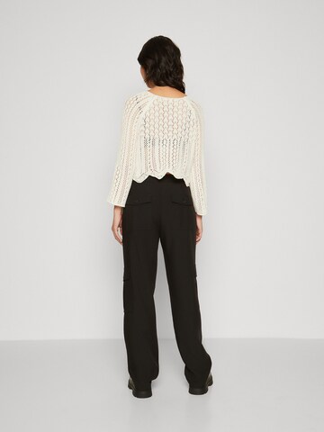 Only Petite Neulepaita 'ONLNOLA' värissä valkoinen