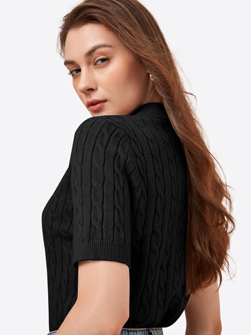 Imily Bela Svetr – černá