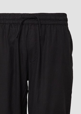 QS Regular Trousers in Black