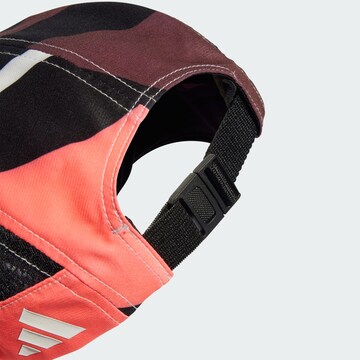 ADIDAS PERFORMANCE - Gorra deportiva 'Mercedes - AMG Petronas Formula One Team' en blanco