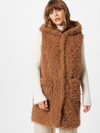 Amber & June Vest in Light brown, View model