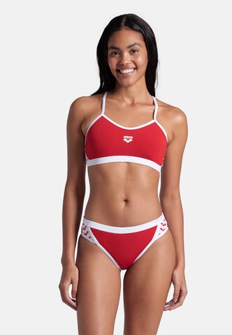 ARENA Bustier Sportbikini 'ICONS' in Rood: voorkant