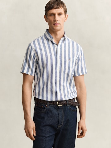 GANT Regular Fit Hemd in Blau: Vorderseite