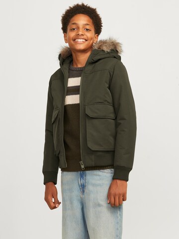 Jack & Jones Junior Winter Jacket in Green: front
