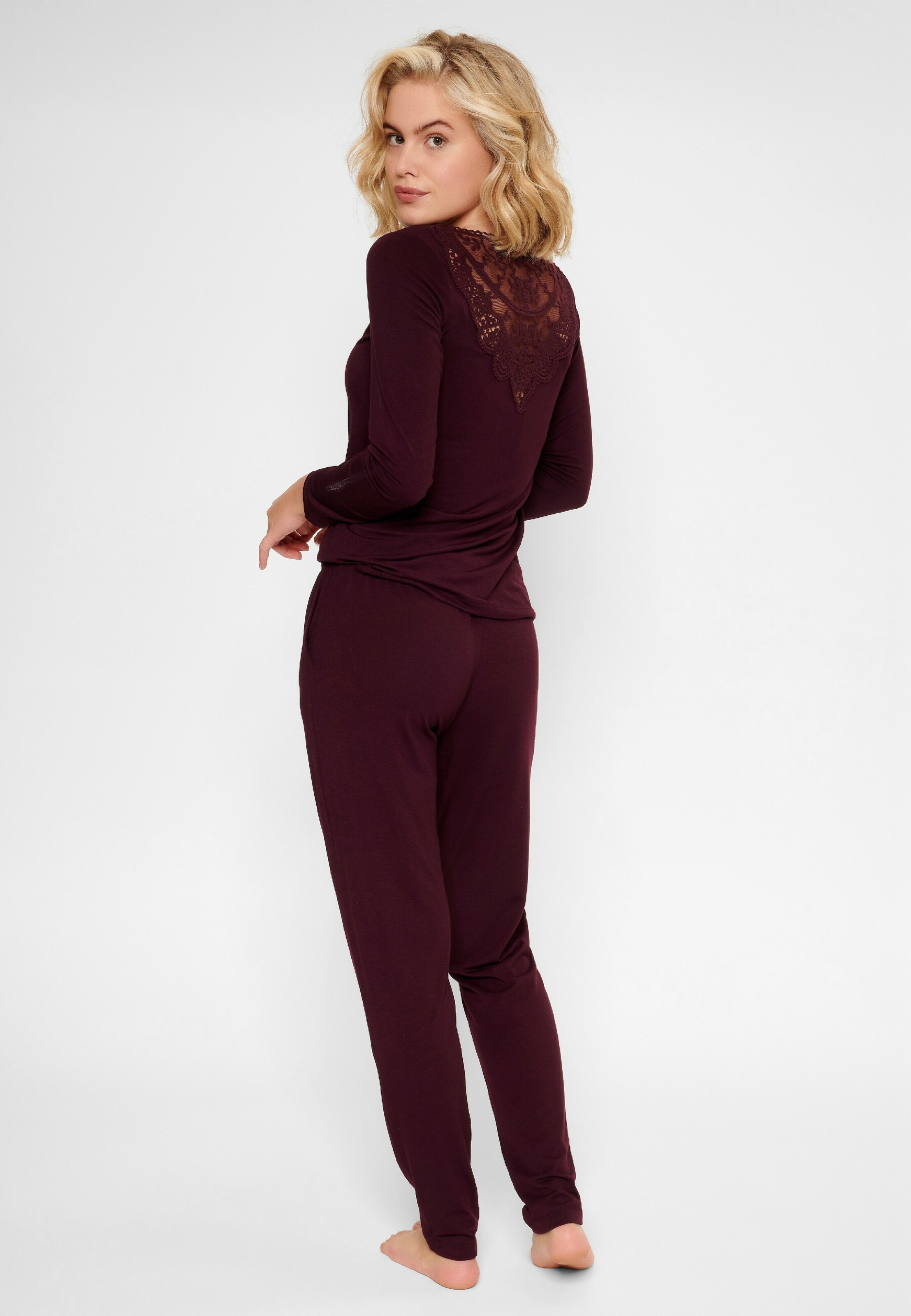 Frauen Wäsche LingaDore Pyjama in Violettblau - AG21067 Frauen Wäsche LingaDore Pyjama in Violettblau - AG21067
