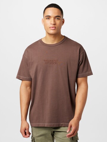 T-Shirt Cotton On en marron : devant