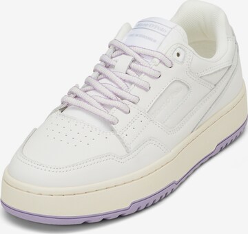 Marc O'Polo Sneakers in White: front