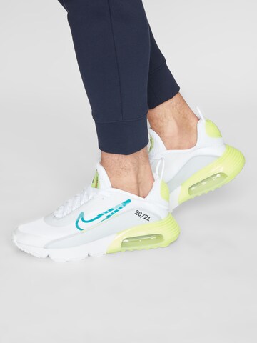 Nike SportswearNiske tenisice 'Air Max 2090' - bijela boja: prednji dio