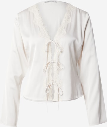 Abercrombie & FitchBluza - bež boja: prednji dio