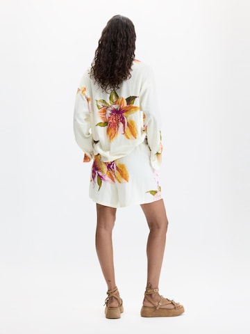 Desigual - Regular Calças em branco