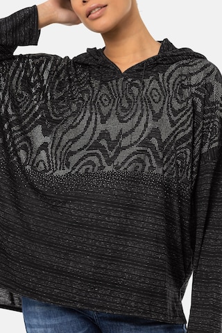 Sweat-shirt CIPO & BAXX en noir