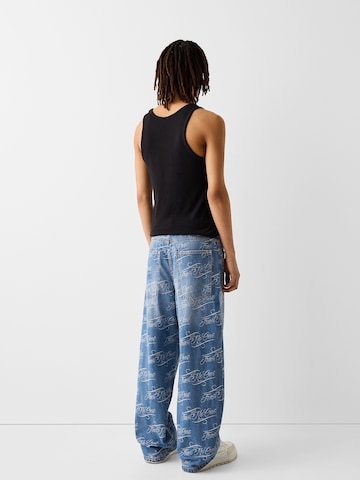 Bershka Loosefit Jeans in Blau