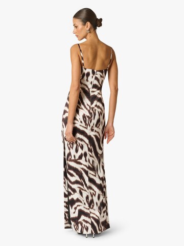 Adrianna Papell Evening dress in Black