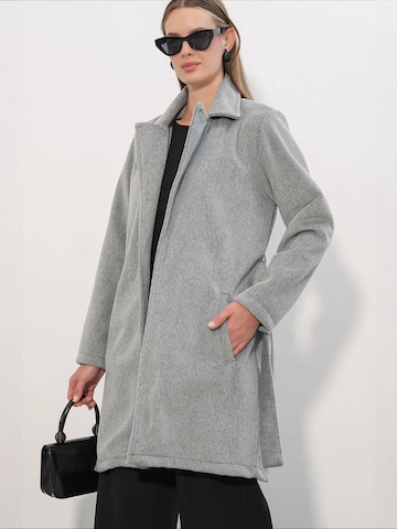 Cappotto di mezza stagione 'Mäntel' di Bigdart in grigio