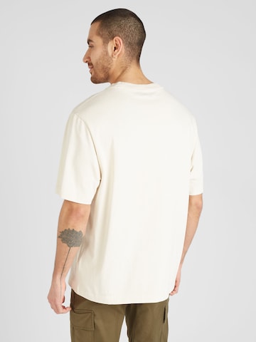 Abercrombie & Fitch T-Shirt in Beige