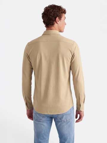 Coupe slim Chemise business 'No. 19' Vercate en beige