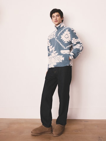 Next Pullover in Blau